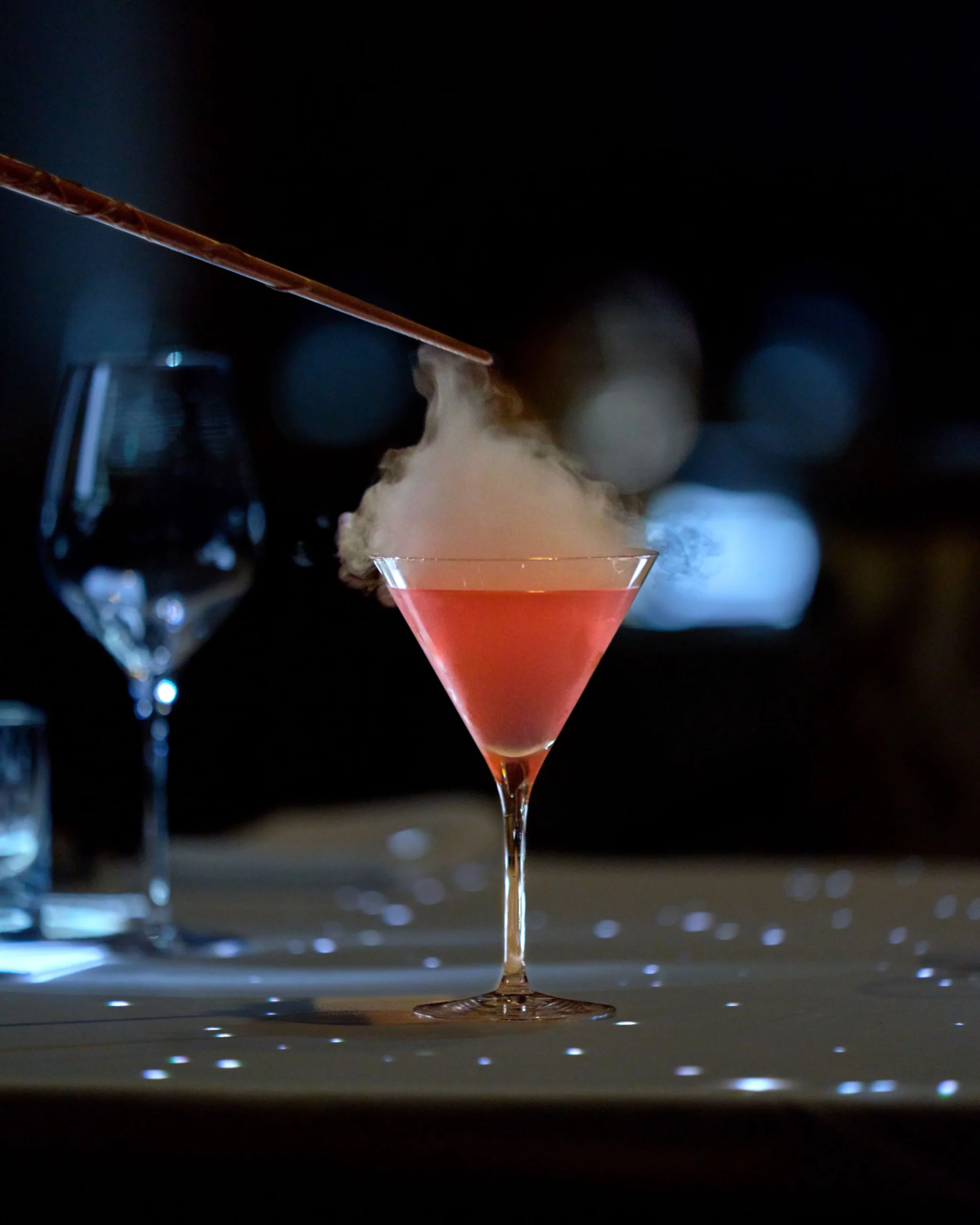 The Magic Table: An Interactive, Mind-Bending Dining Experience 