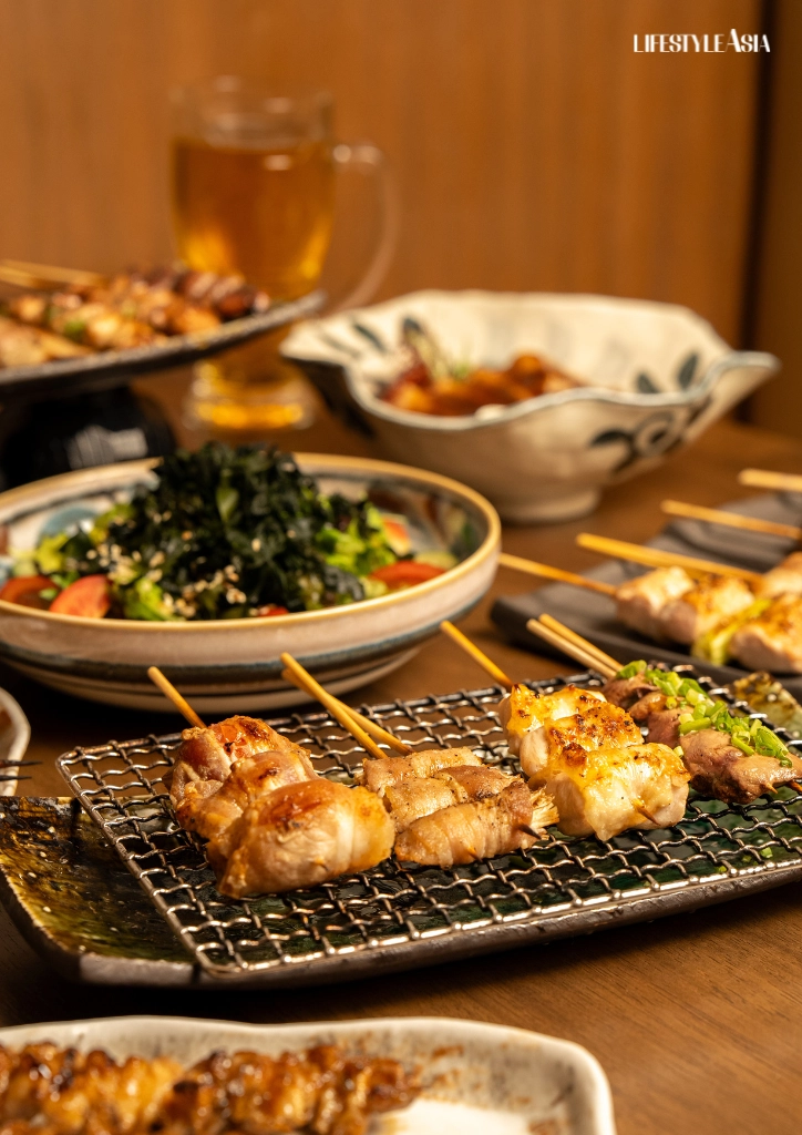 Ikoka: Shall We Go Try Some Yakitori?