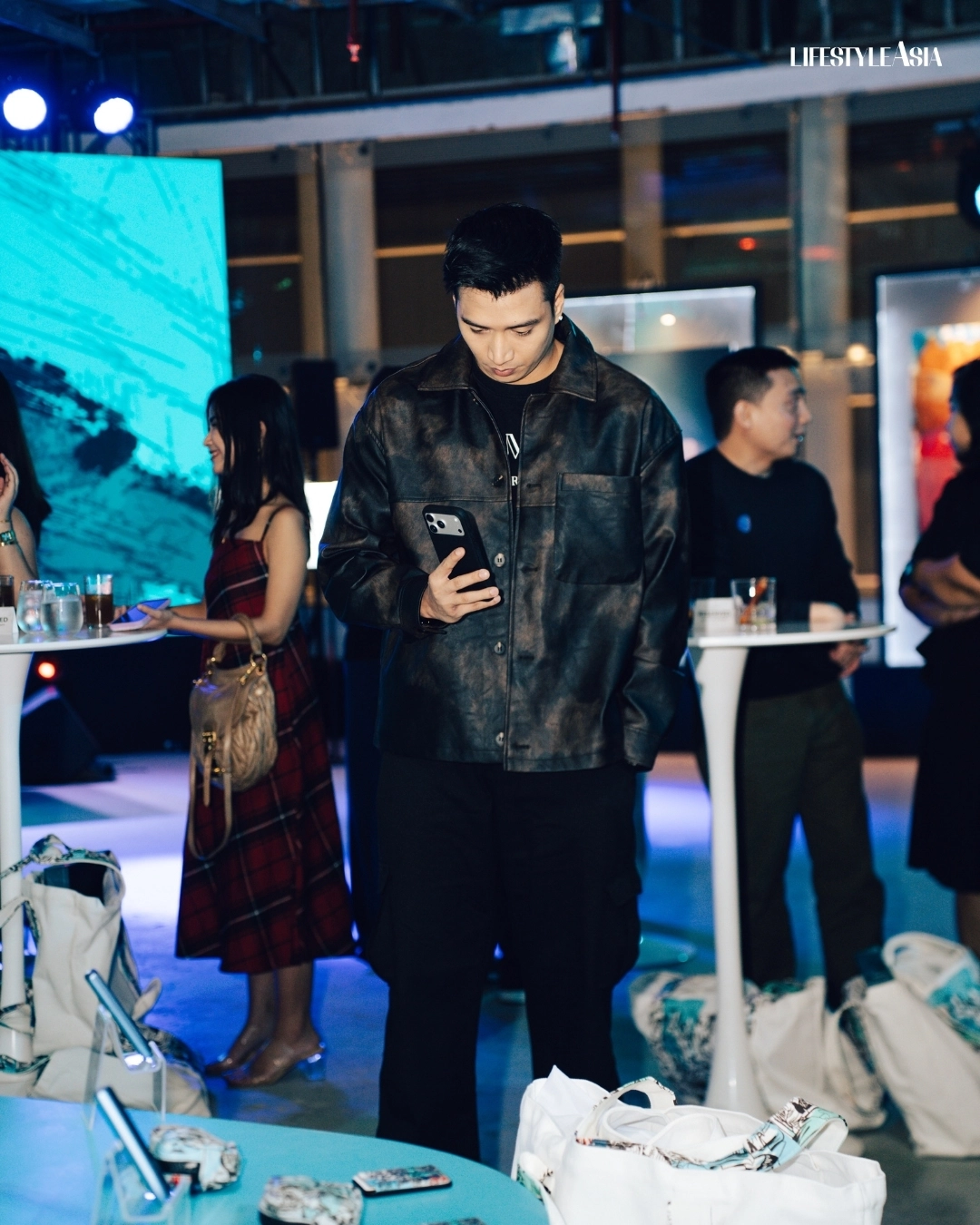 IQOS x Isabel Santos