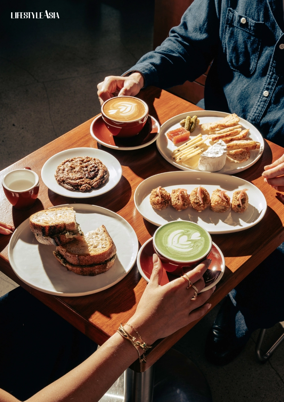 Moai also features a small cafe that offers small bites and beverages