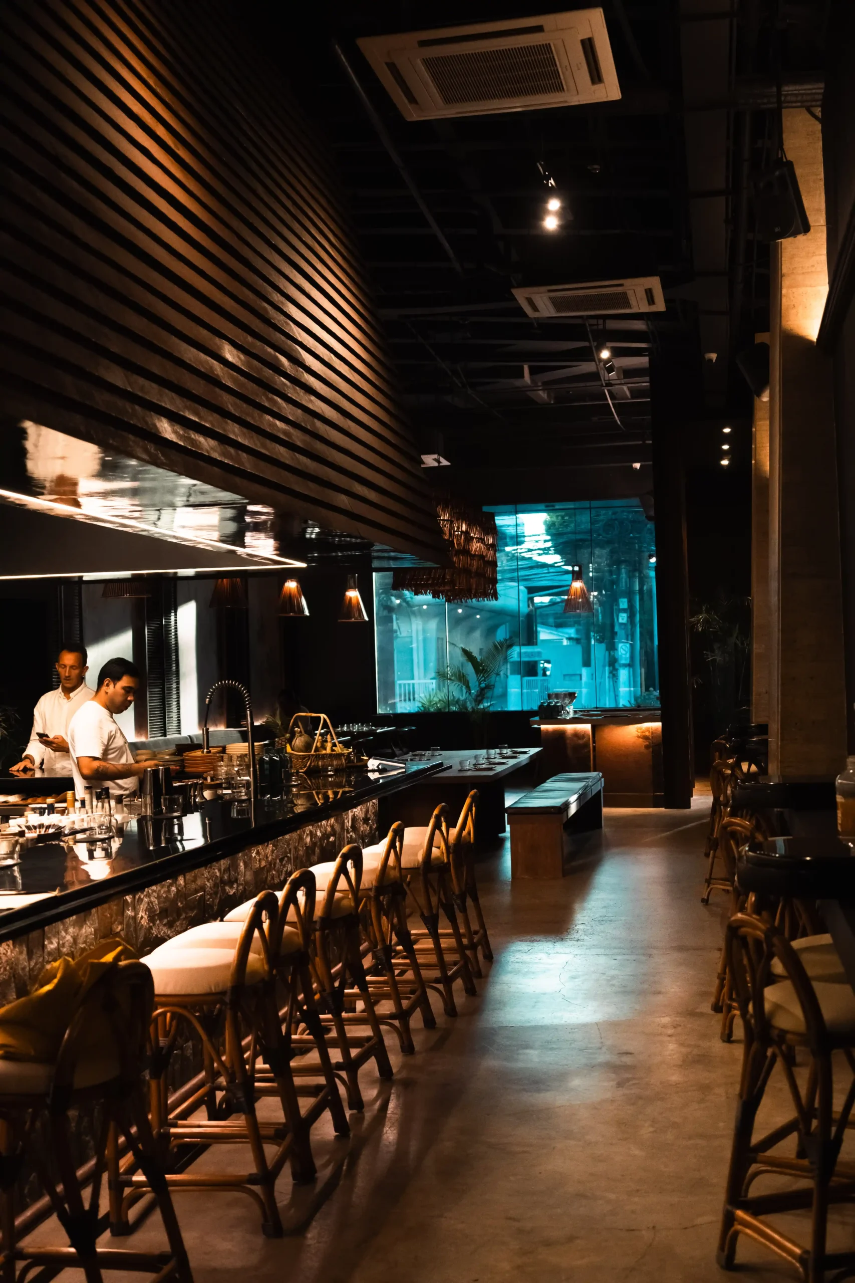 Toma Toma Makati New Bar And Restaurant