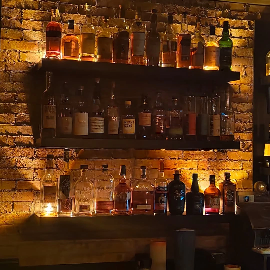 The Blind Pig, an after-work drinks spot in Legazpi Village, Makati