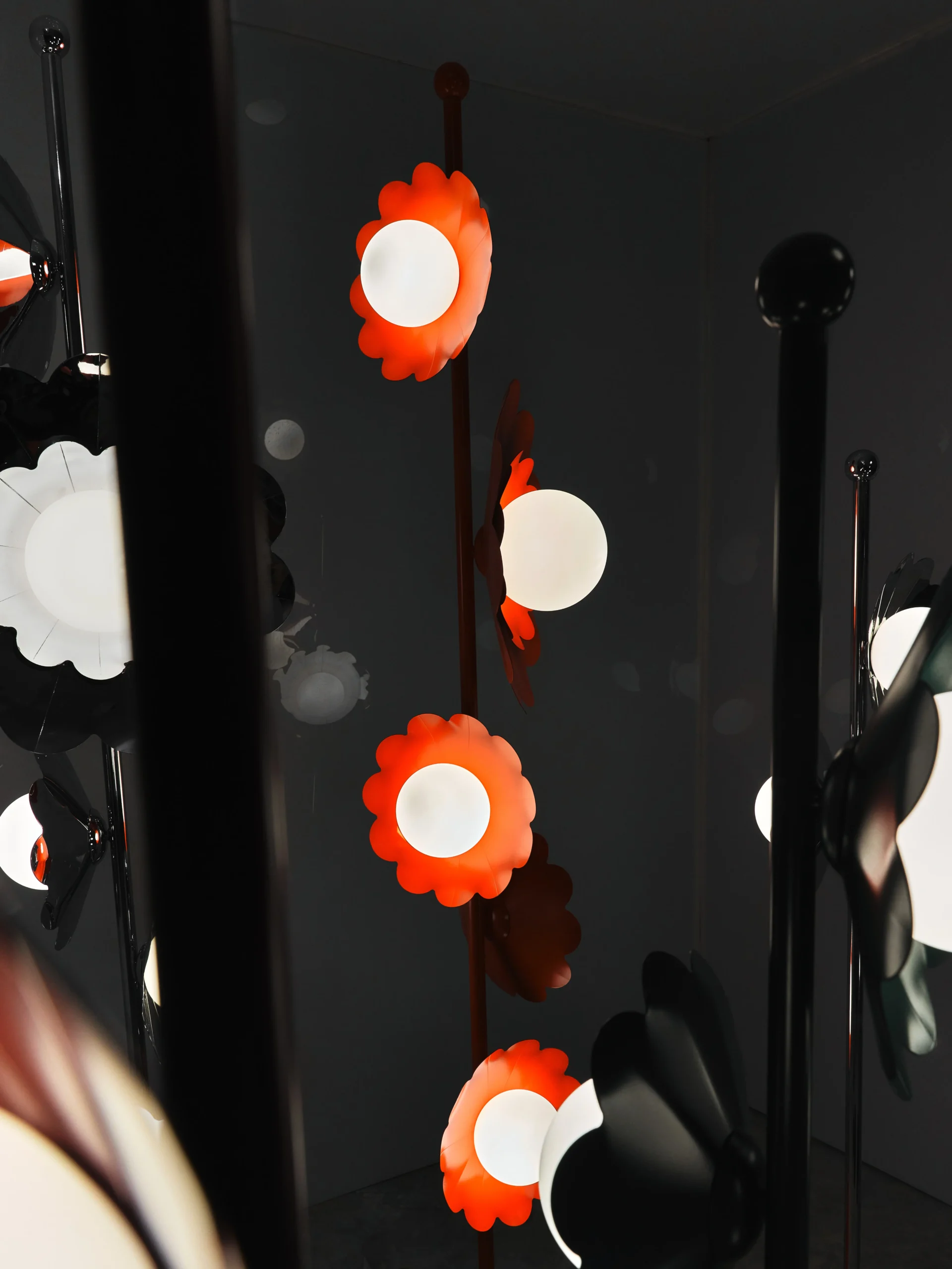 Luz De Flores: Venzon And JJ Acuña Collaborate On A Floral-Inspired Lighting Collection