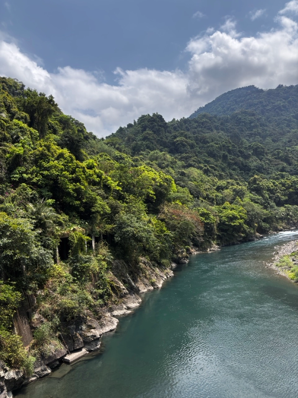 Blue waters and breathtaking rock formations make the Wulai District a must-visit