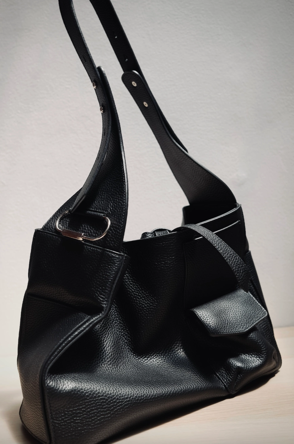 R Studios 444 Carryall Local Carry-On Bags Worth Traveling With