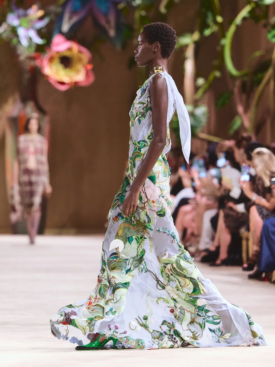 A look from Chanel's Paris Haute Couture Week Fall/Winter 2026-27 runway show