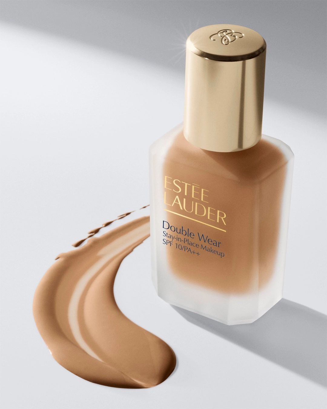Estée Lauder Double Wear Stay-in-Place Makeup The Beauty Products Every Working Girl Should Keep Close