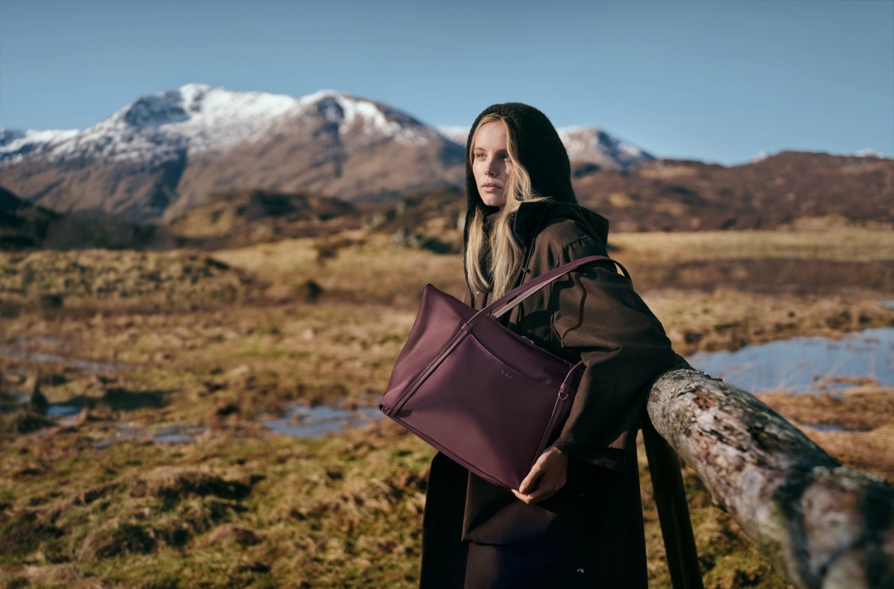 The TUMI Voyageur Q Tote in the new Rosewood colorway