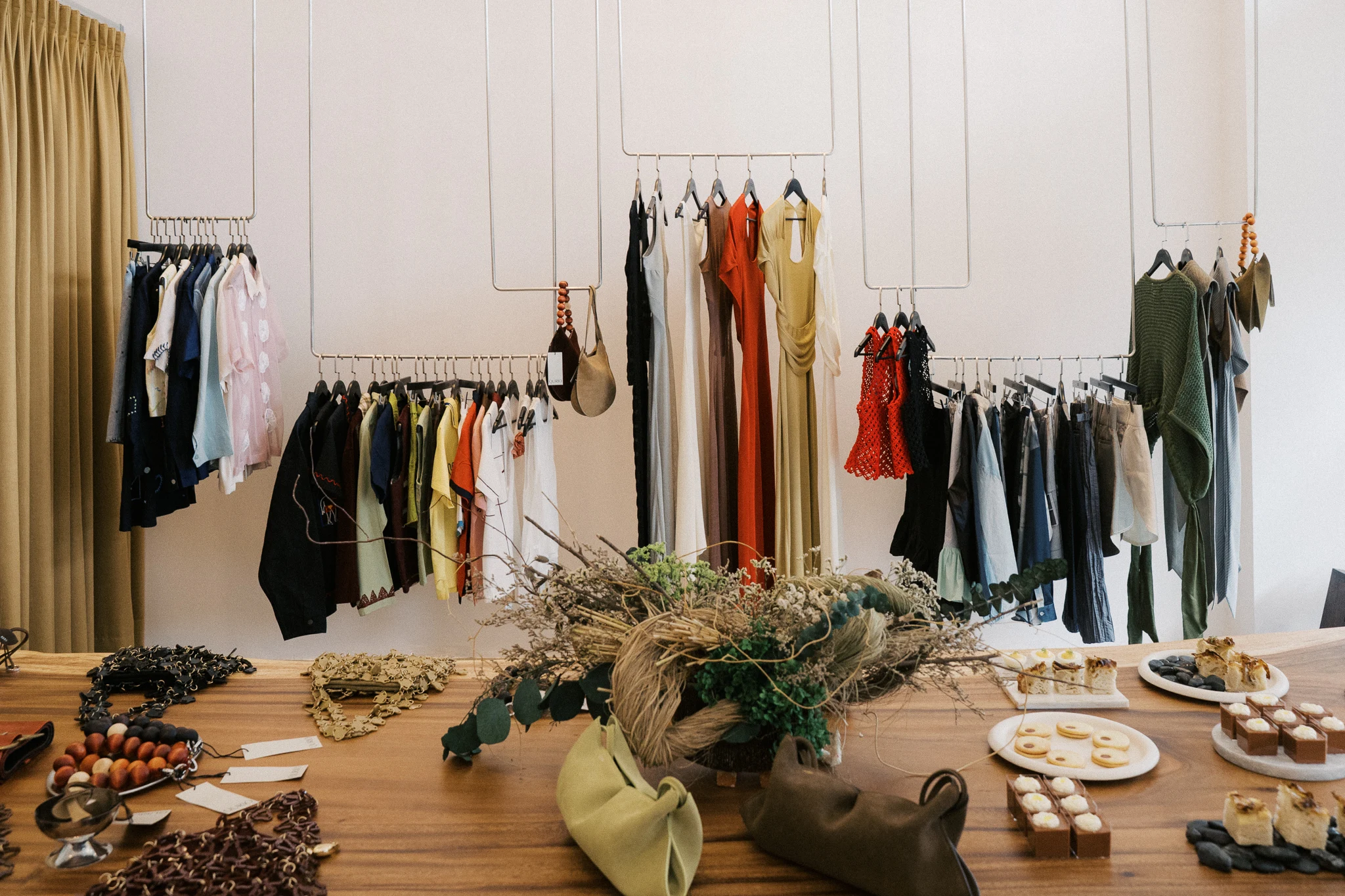 Inside Qurio: Tagpi, Sanje Wear, Ziv Rei Alexi, Oabo, Isa Boulder, Seen-nees and Viña Romero