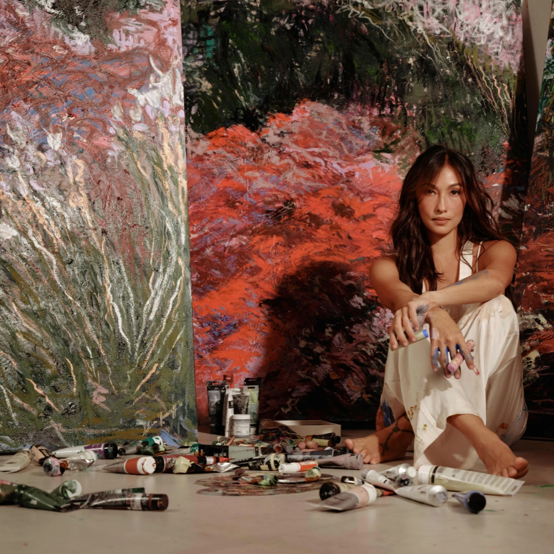 Solenn Heussaff at Manille A Paris