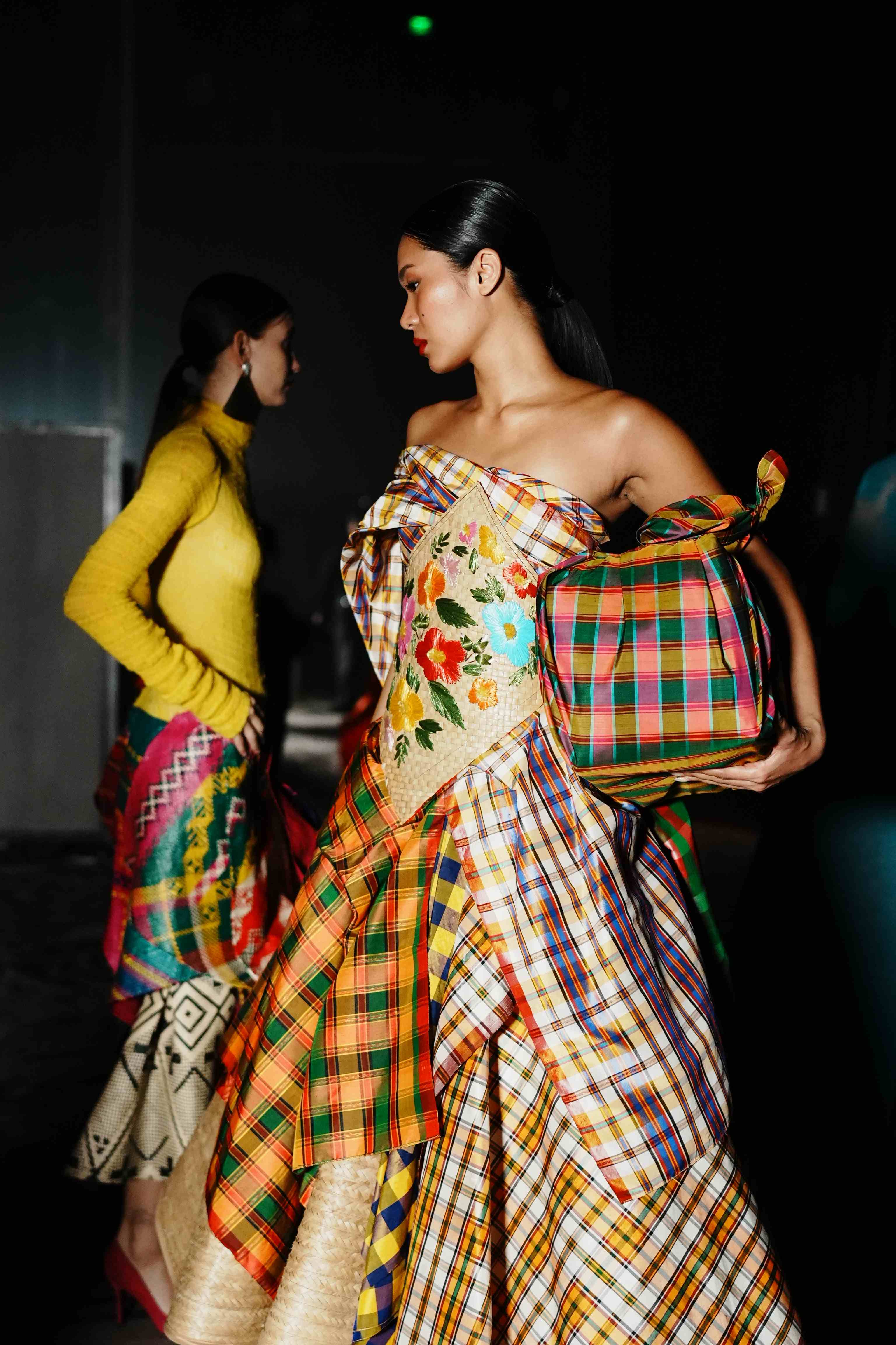 Backstage at Archivo by Rajo Laurel/Photography by Kieran Punay of KLIQ Inc.