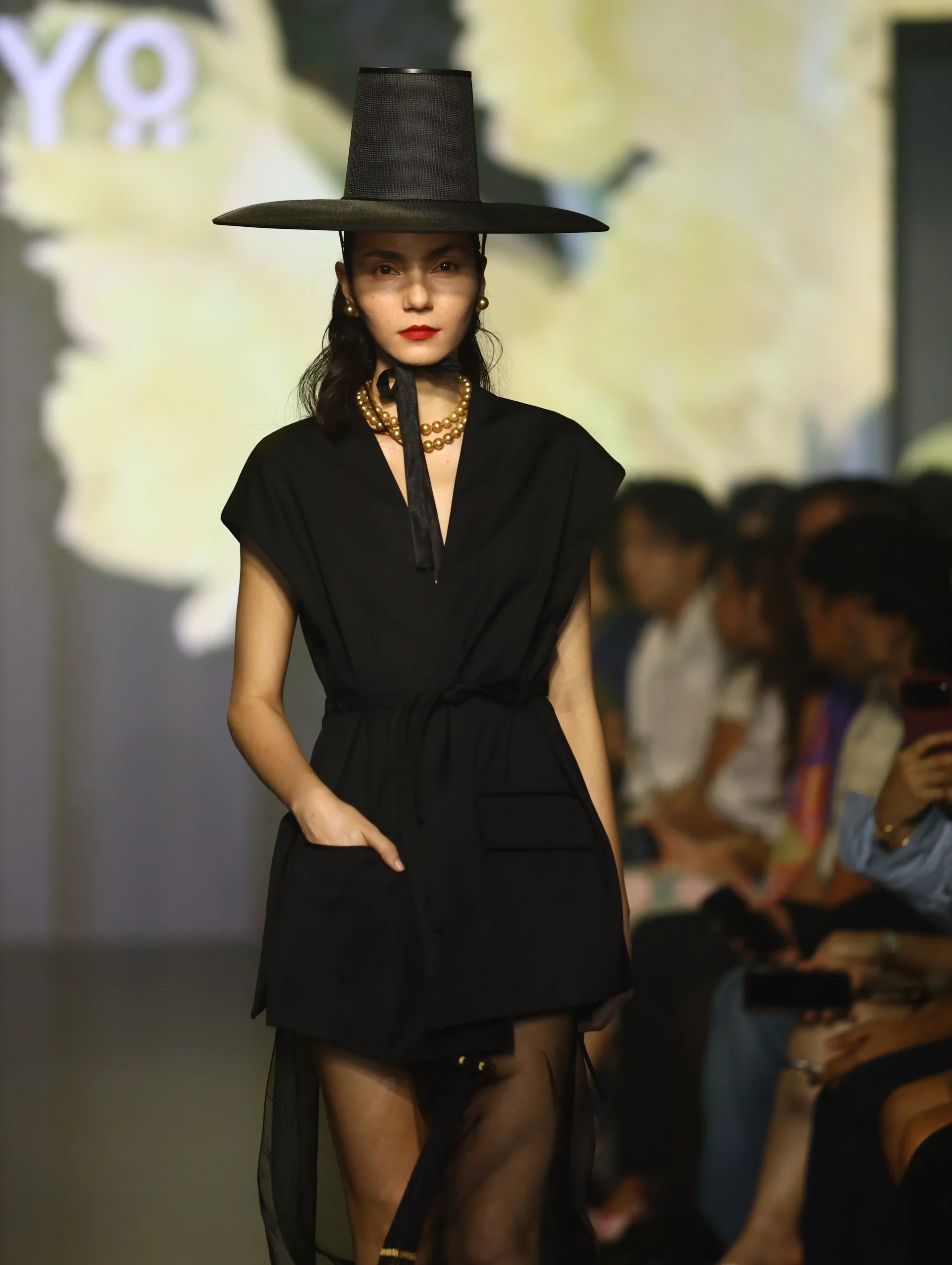 Fashion Week Asia Day 2: Bajuyo