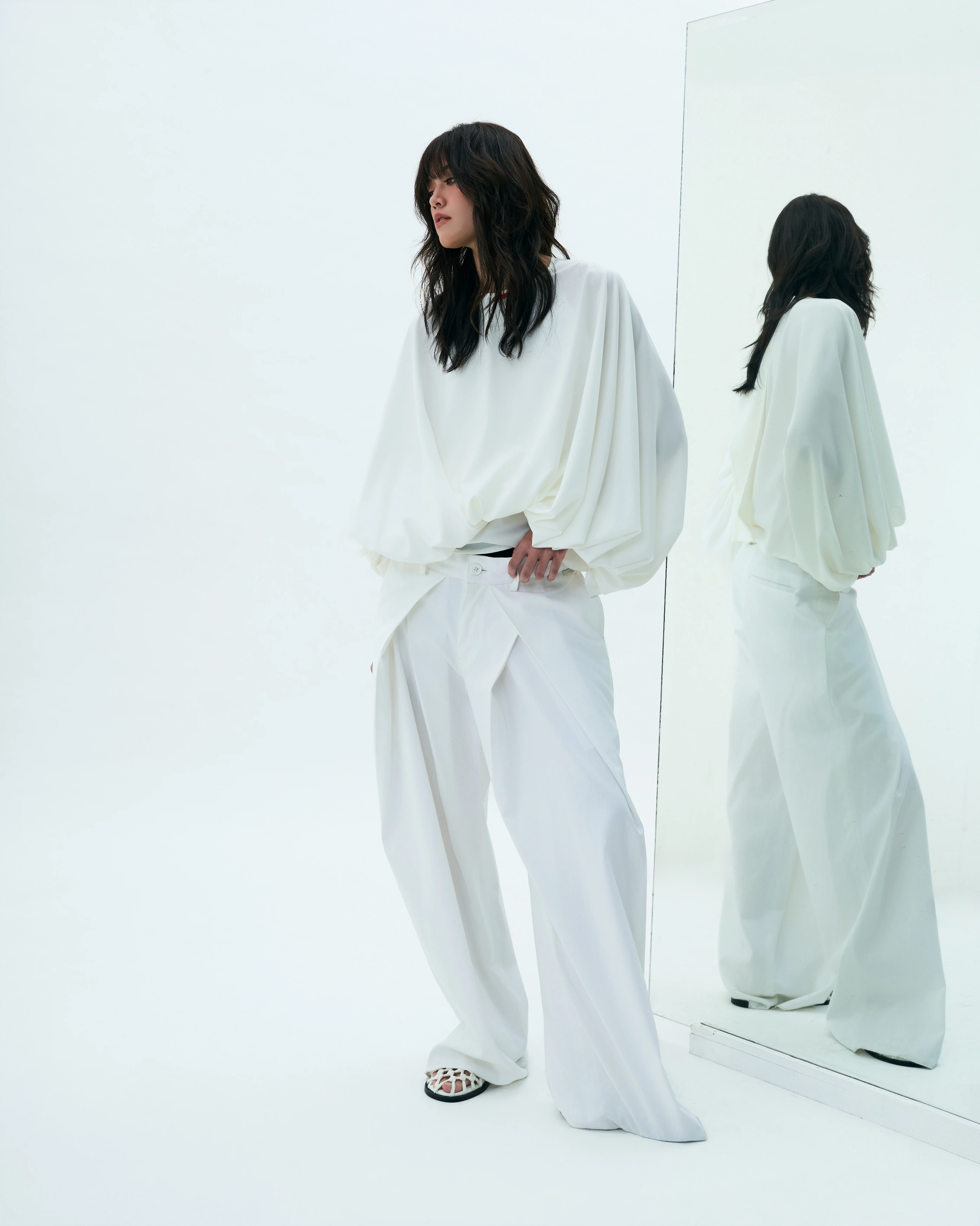 RAJO Holiday 2026 white loose top and white trousers