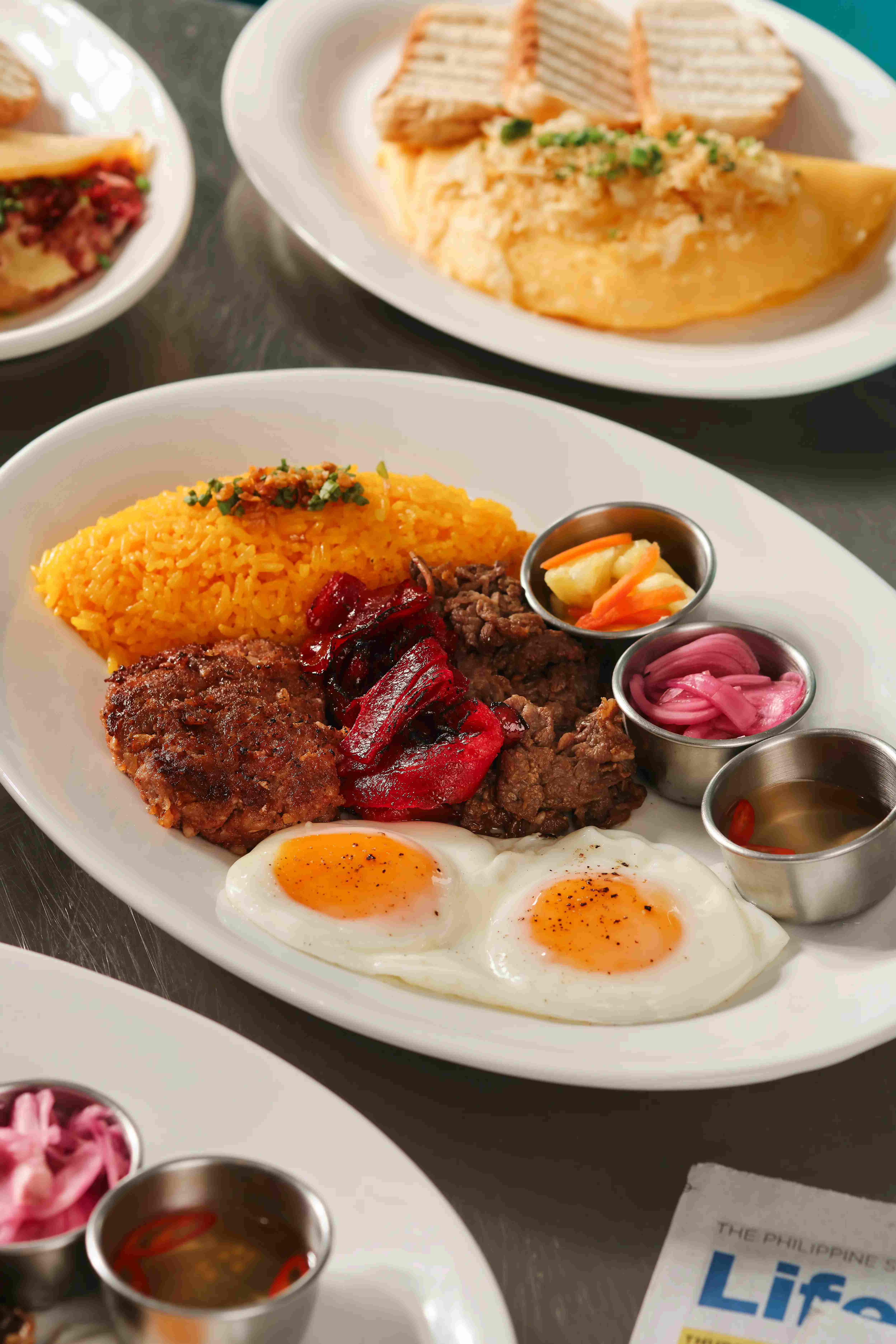 TARA! Filipino Diner The Big Brekkie